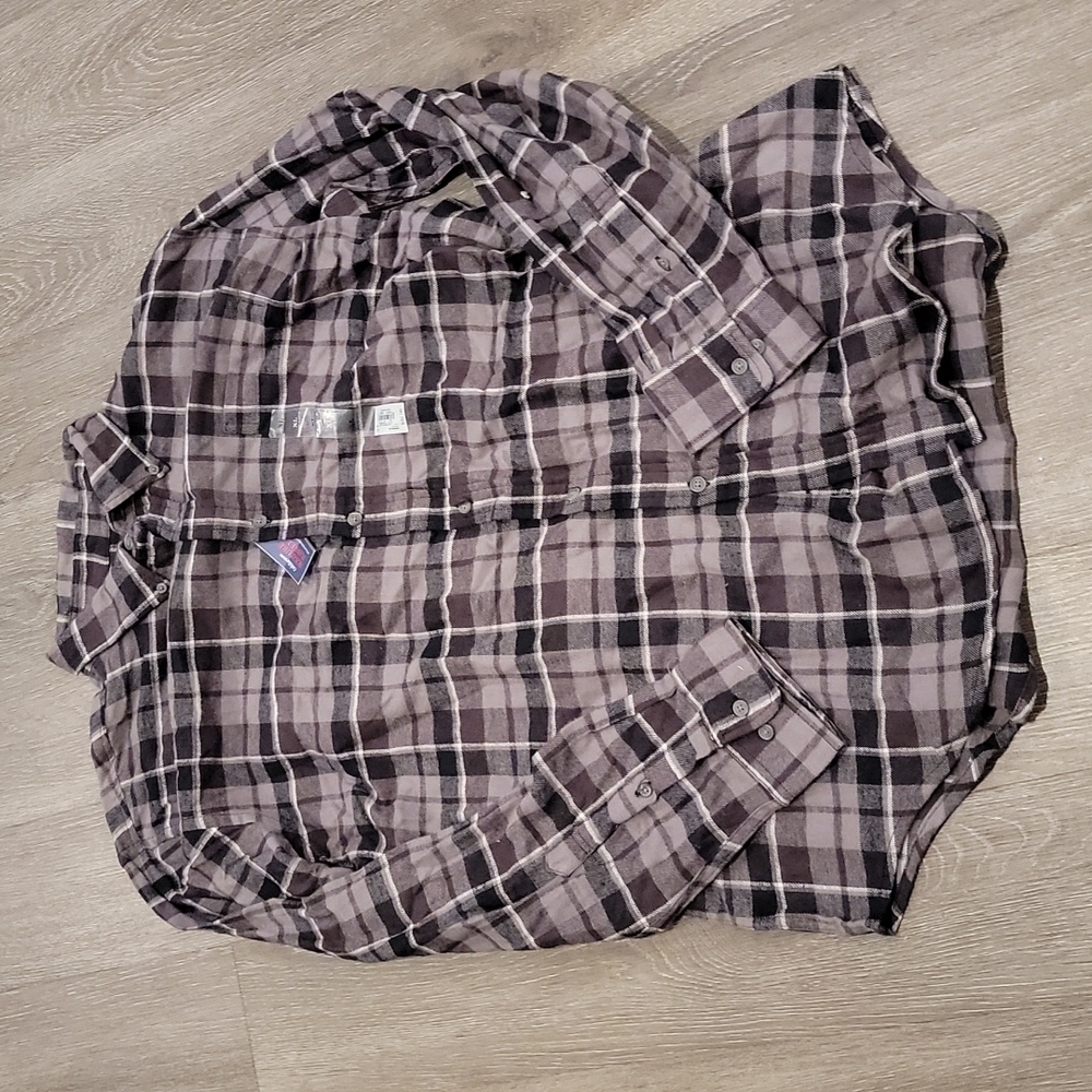 Croft & Barrow button down flannel. Men’s XL. Note *this fits like Big & Tall*